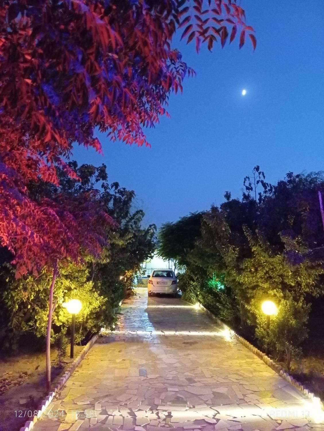 باغ ویلا اجاره‌ای   استخر تابستانی    اول شاهنامه|اجارهٔ کوتاه‌مدت ویلا و باغ|مشهد, سازمان آب|دیوار