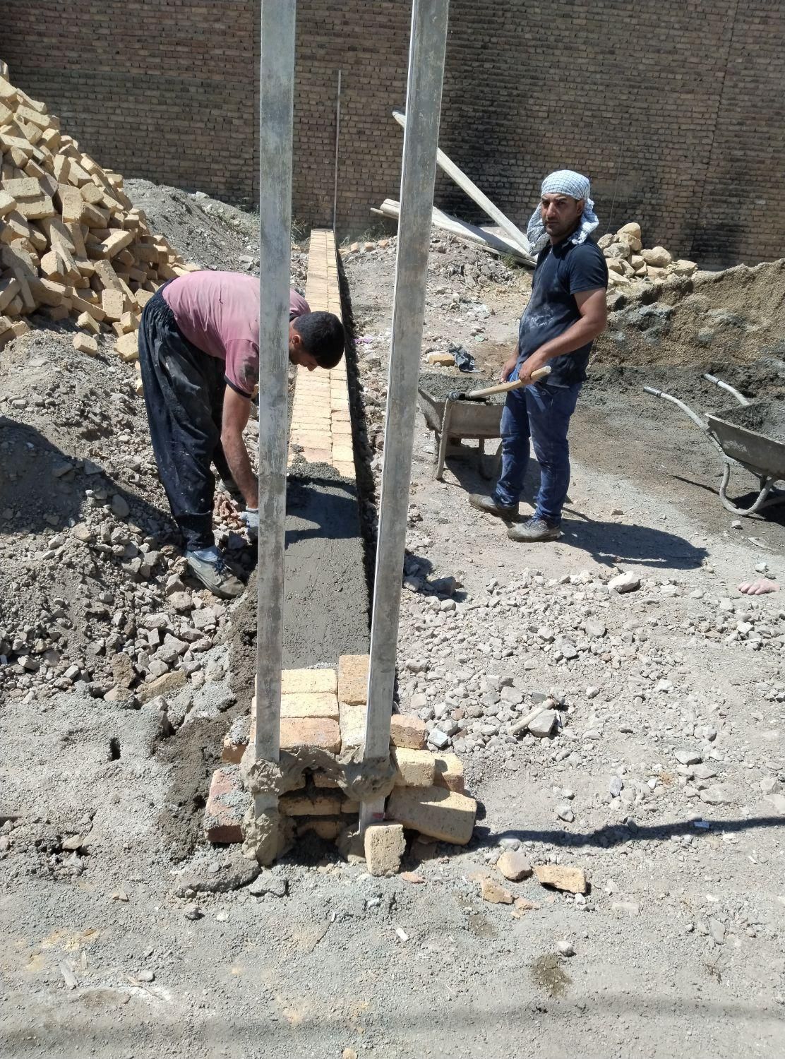 بنا بنایی وبلوک چینی و بازسازی و تخریب ساختمان|خدمات پیشه و مهارت|ارومیه, |دیوار