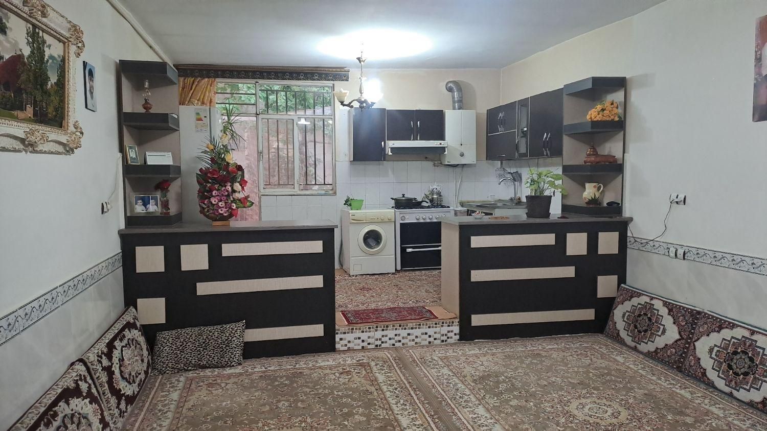 ویلایی ۱۰۰متری ، پشت مسجد خاتم|فروش خانه و ویلا|ابهر, |دیوار