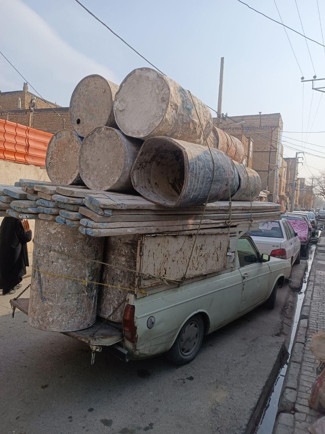 اجاره تخته بنایی بشکه فرقون نردبان خرک،|خدمات پیشه و مهارت|مشهد, طلاب|دیوار