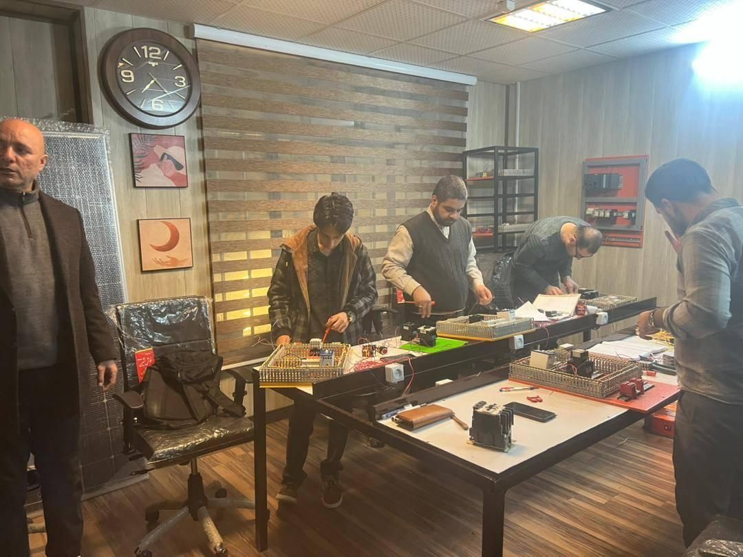 آموزش تخصصی برق و اتوماسیون صنعتی|خدمات آموزشی|همدان, |دیوار