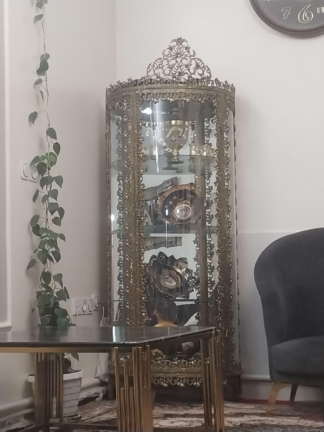 بوفه وساعت برنجی اصل وسنگین|ساعت دیواری و تزئینی|تهران, نعمت‌آباد|دیوار