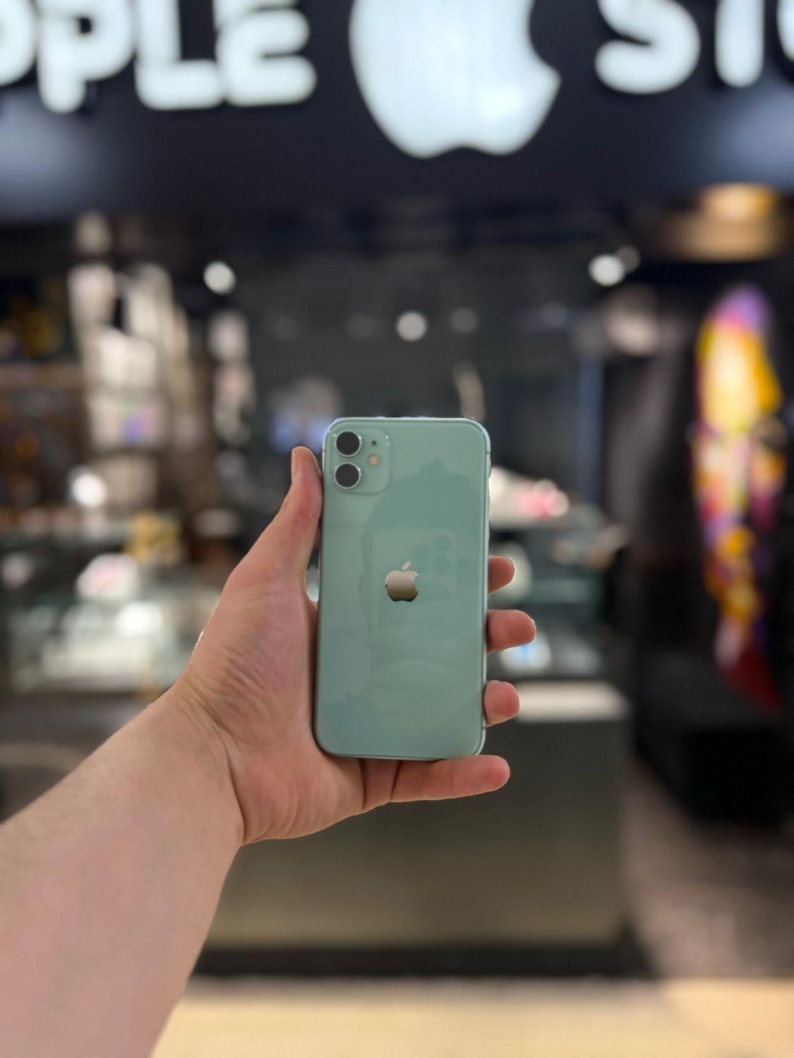 اپل iPhone 11 با حافظهٔ ۱۲۸ گیگابایت|موبایل|تهران, گیشا (کوی نصر)|دیوار