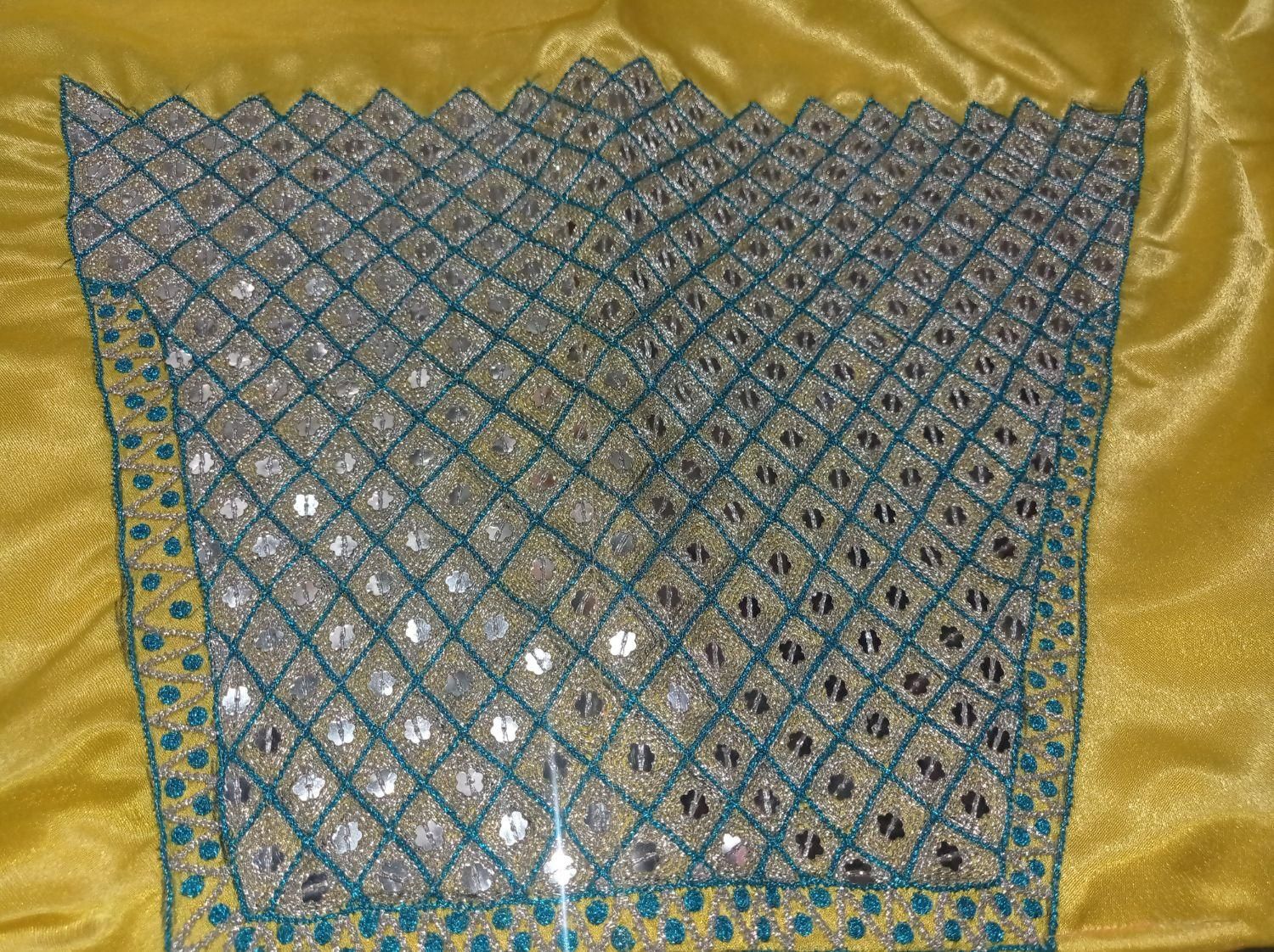 شلواربندری نمادفرهنگ وهنردیرن استان وشهرماست|لباس|میناب, |دیوار