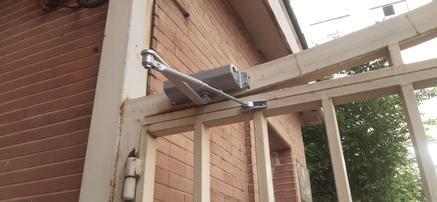 انواع جک بازویی و کرکره برقی|مصالح و تجهیزات ساختمان|تبریز, |دیوار