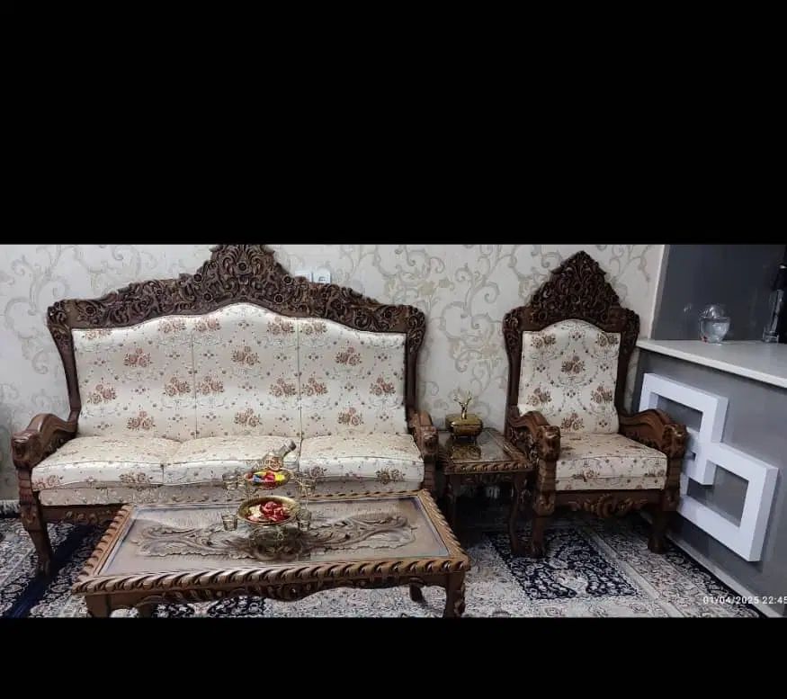 مبل سلطنتی|مبلمان خانگی و میز عسلی|اصفهان, عطار نیشابوری|دیوار