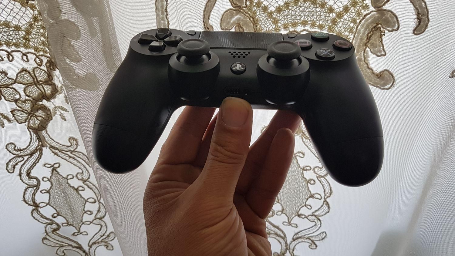 دسته اورجینال داخل کارتنی ps4 اصلی با مهلت تست|کنسول، بازی ویدئویی و آنلاین|کرج, شهریار|دیوار
