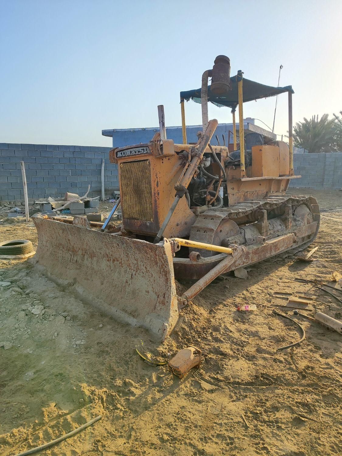 بولدوزر کوماتسو|خودرو سنگین|بندرعباس, |دیوار