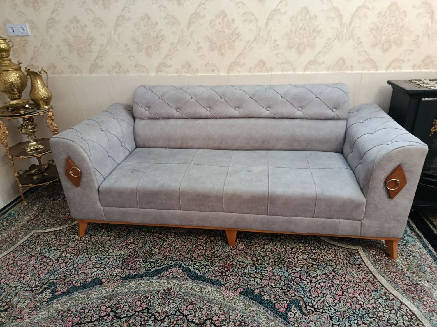 مبل هفت نفره|مبلمان خانگی و میز عسلی|مشهد, طرق|دیوار