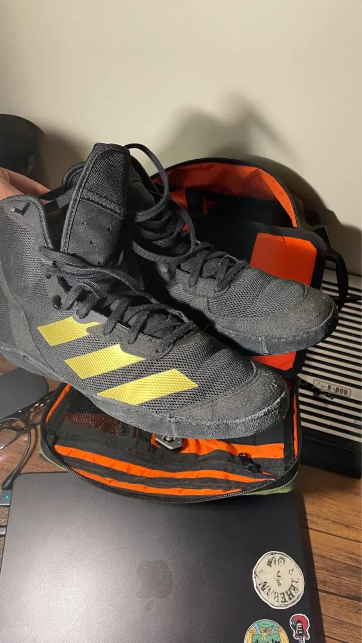کفش کشتی اورجینال ادیداس مدل adizero 2024|کیف، کفش، کمربند|تهران, چیذر|دیوار