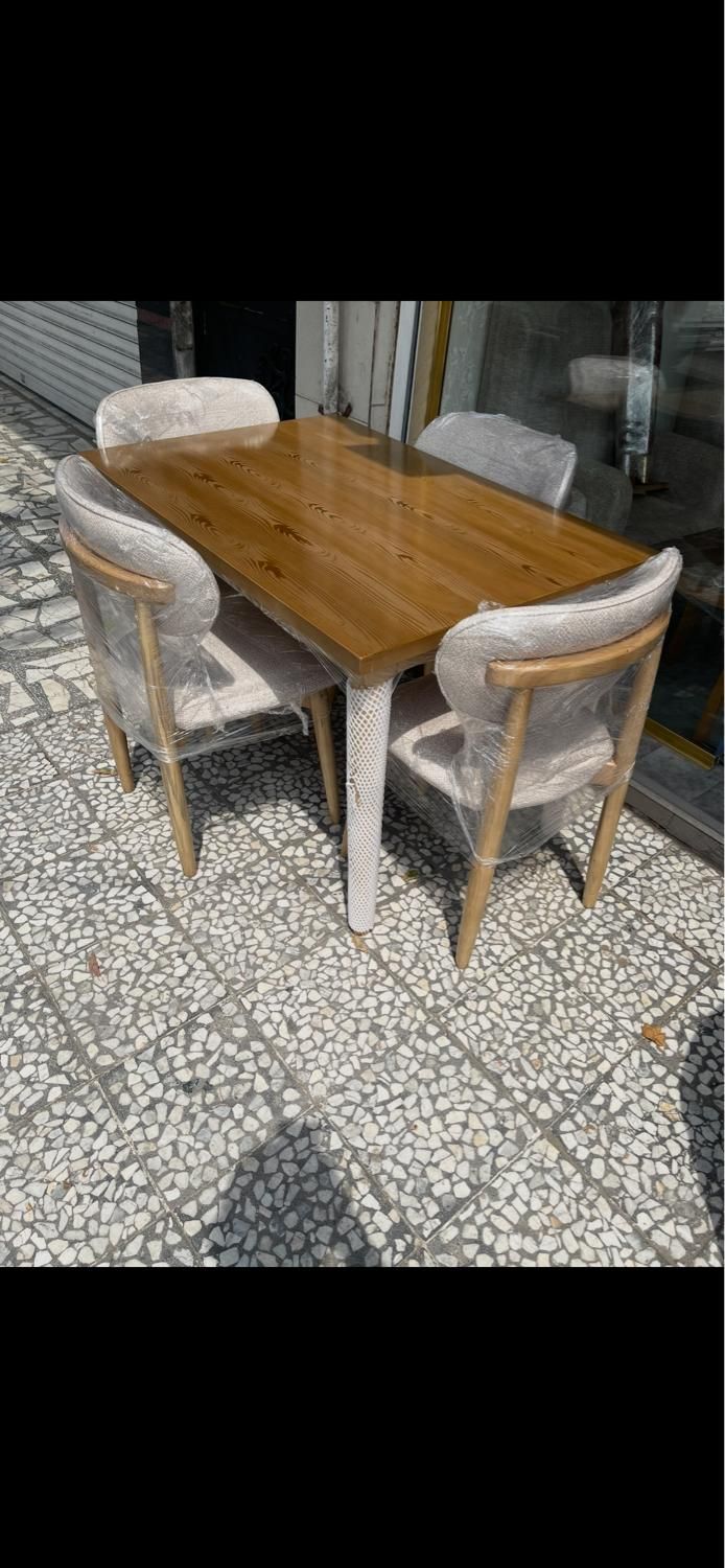 نهارخوری مینیمال|میز و صندلی غذاخوری|رشت, پل تالشان|دیوار