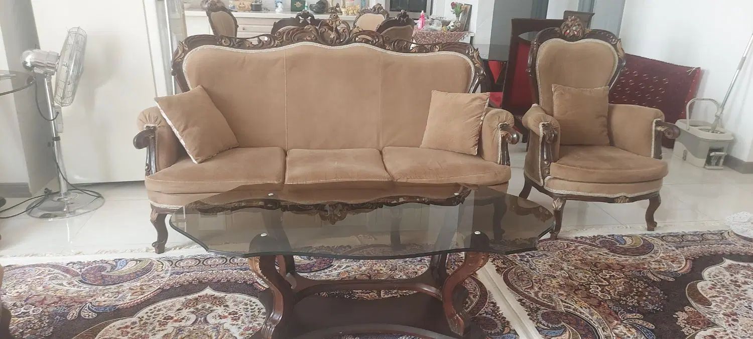 مبل۹نفره وسرویس خواب دونفره وفرش ۱۲متری ۲عدد|تخت و سرویس خواب|گنبد کاووس, |دیوار
