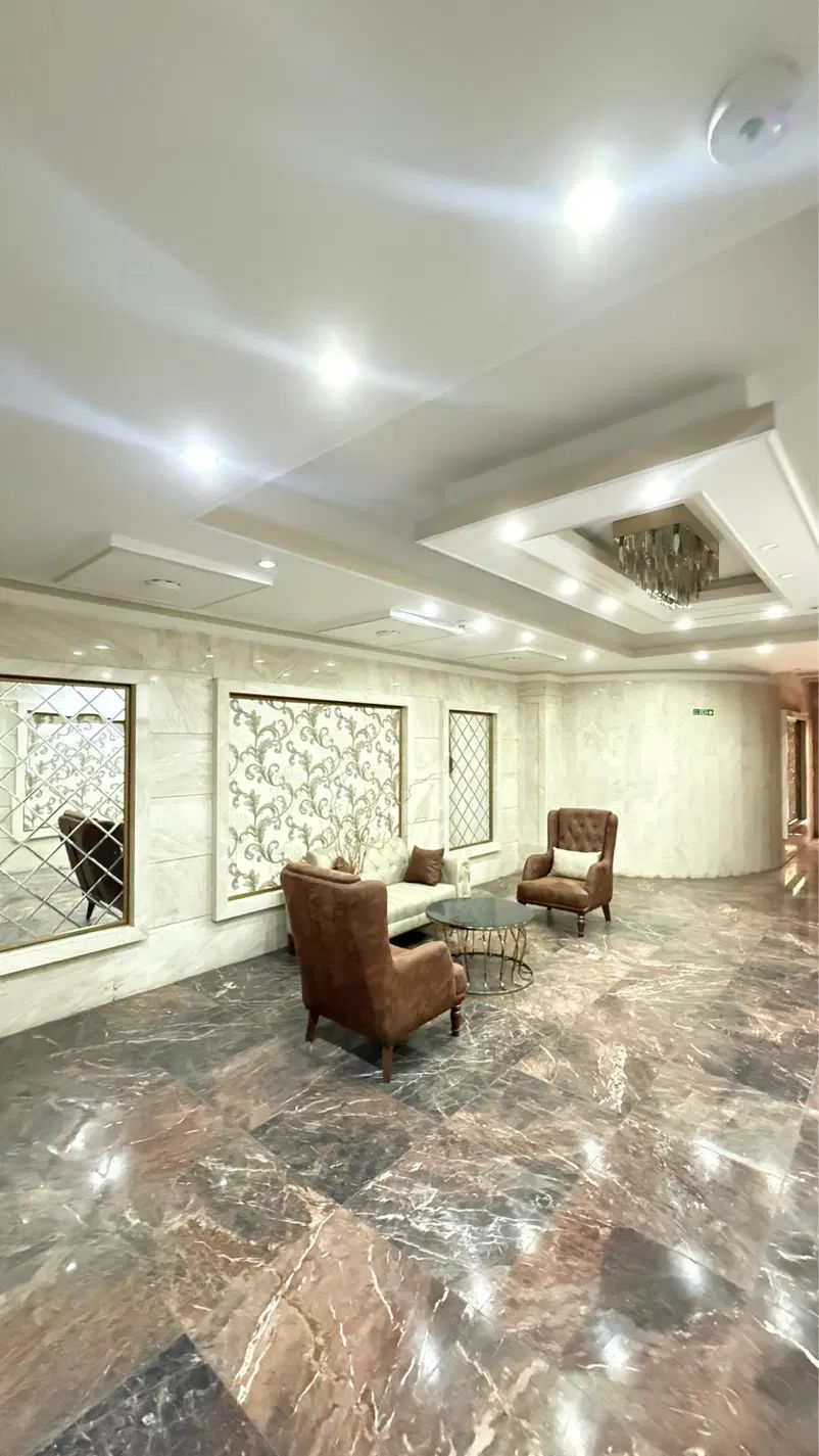 ۲۰۰ متر / سمت خیابان / تاپ لوکیشن ( رستاخیز )|اجارهٔ آپارتمان|کرج, گوهردشت|دیوار