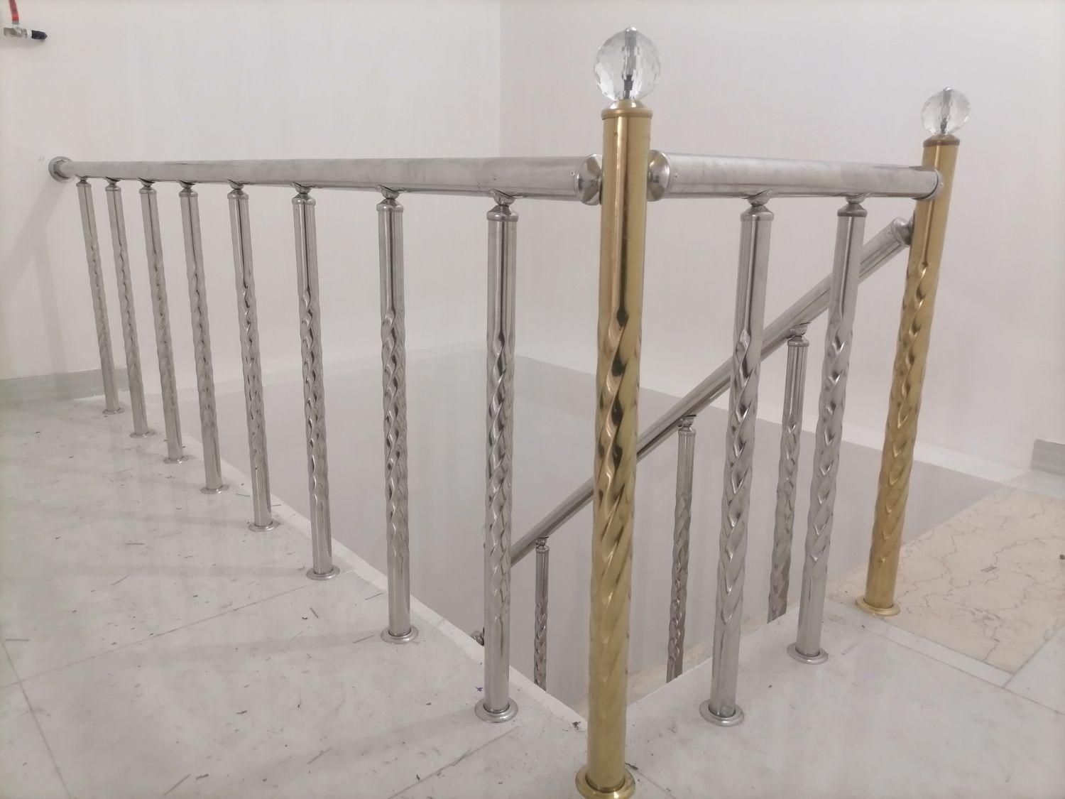 نرده استیل آهنی چوبی شیشه راه پله بالکن حفاظ پنجره|خدمات پیشه و مهارت|کرمانشاه, |دیوار