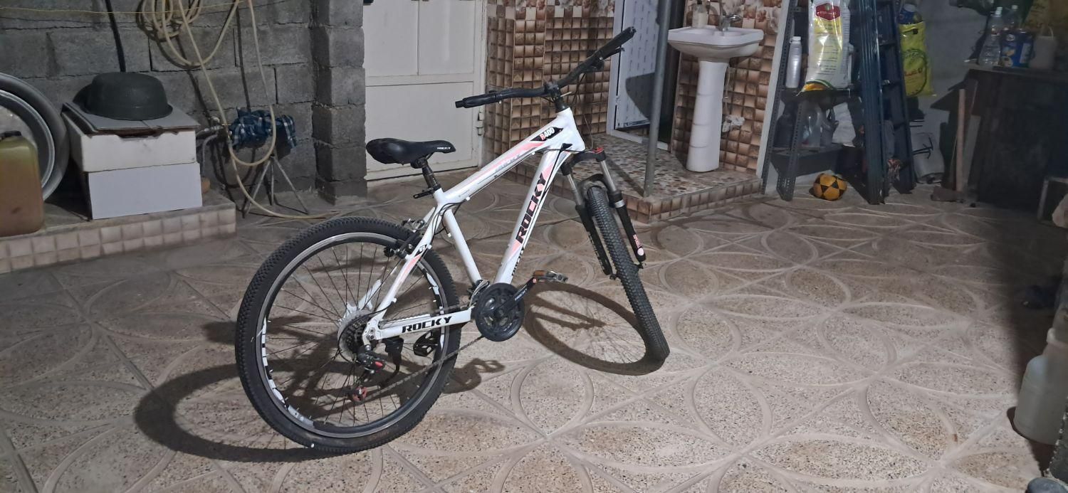 دوچرخه ۲۶ مدل راکی مسابقه ای|دوچرخه، اسکیت، اسکوتر|آبدانان, |دیوار