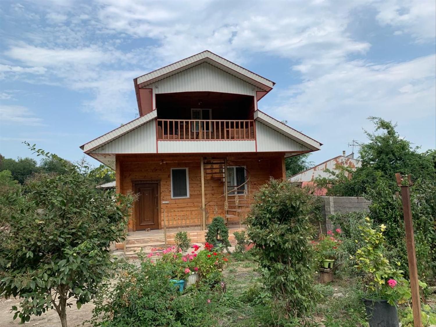 اجاره کلبه جنگلی مدرن در ماسال|اجارهٔ کوتاهمدت ویلا و باغ|شاندرمن, |دیوار