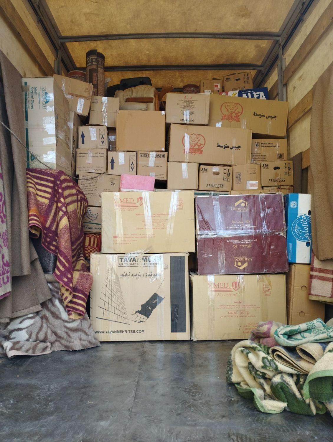 حمل اثاثیه منزل با کارگر و بارچین|خدمات حمل و نقل|زرند, |دیوار