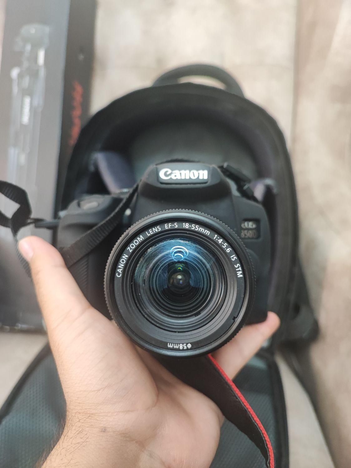 دوربین عکاسی فیلمبرداری کنون canon 850d با لنز|دوربین عکاسی و فیلم‌برداری|تهران, فلسطین (میدان انقلاب)|دیوار
