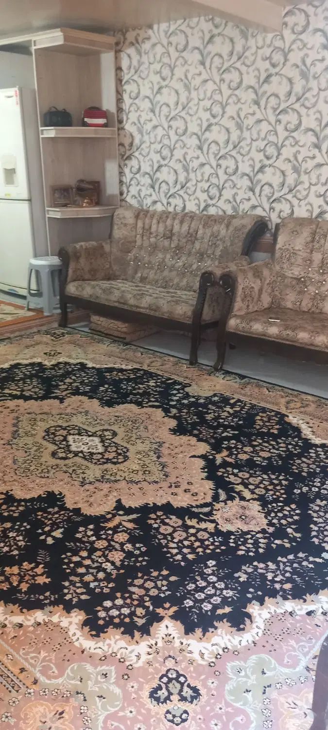 اجاره خونه ویلایی مستقل واقع درصالحیه سیمتری|اجارهٔ خانه و ویلا|بهارستان, |دیوار