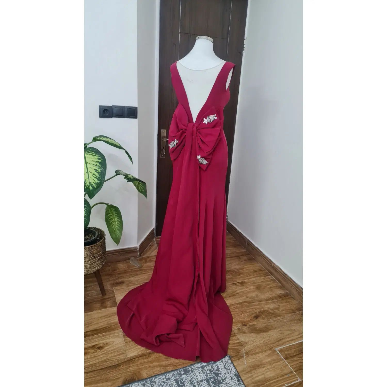 پیراهن مجلسی ارغوانی سایز ۳۸ ۴۰|لباس|کرج, حسین‌آباد|دیوار