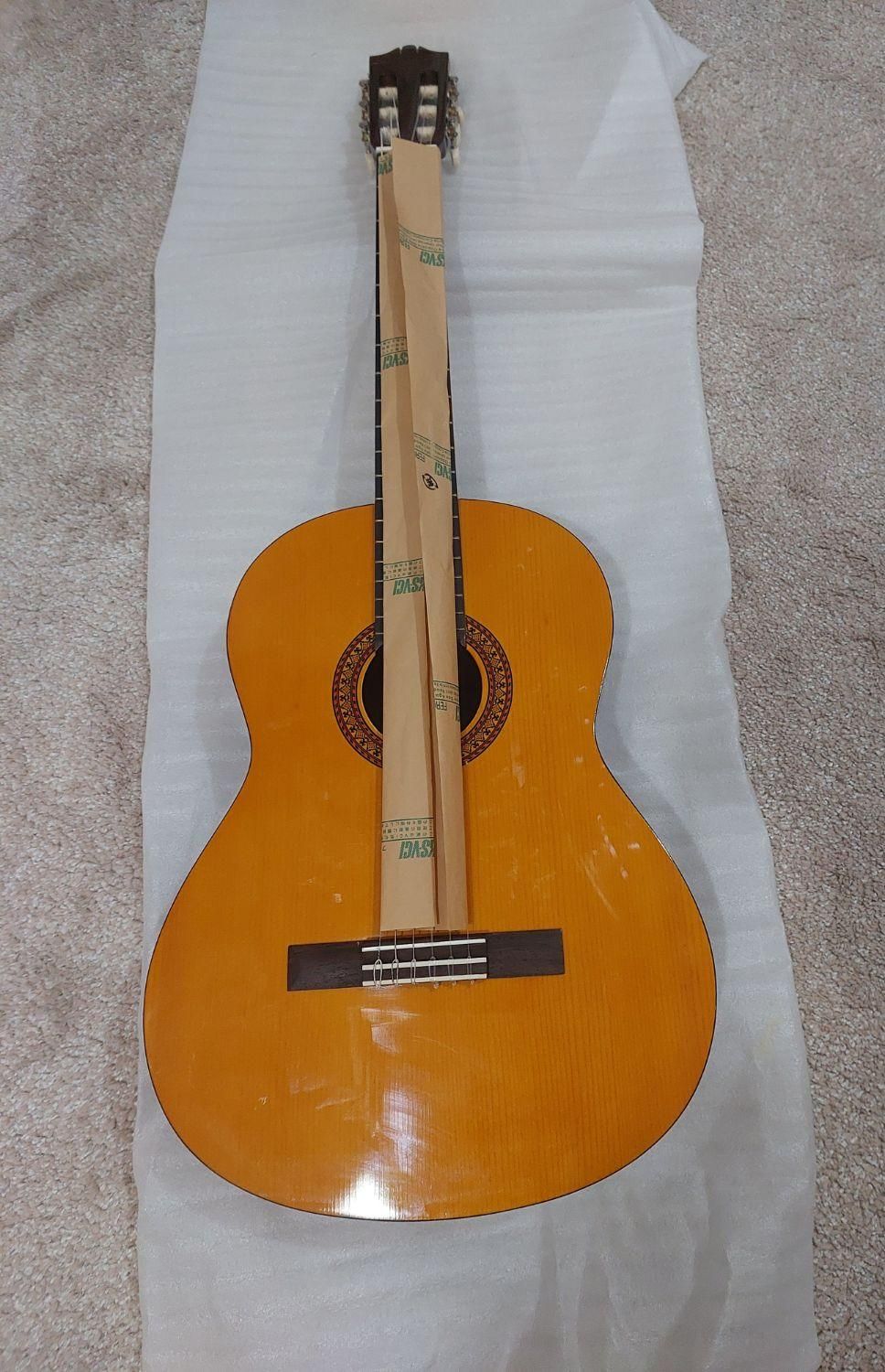 گیتاریاماهاC45|گیتار، بیس، امپلیفایر|بوشهر, |دیوار