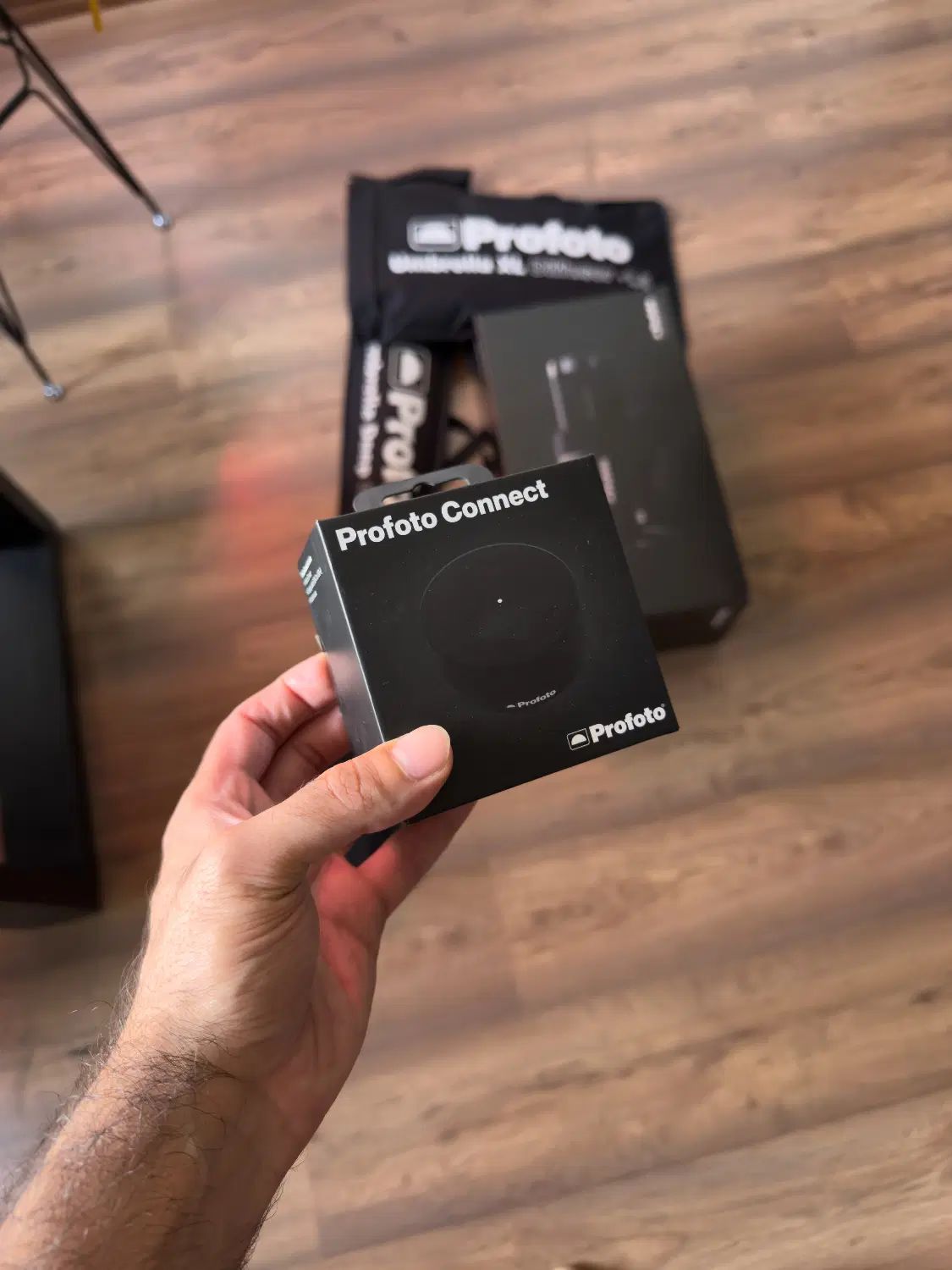 فلاش profoto D2 500 همراه با چتر و رادیو تریگر|دوربین عکاسی و فیلم‌برداری|تهران, گیشا|دیوار