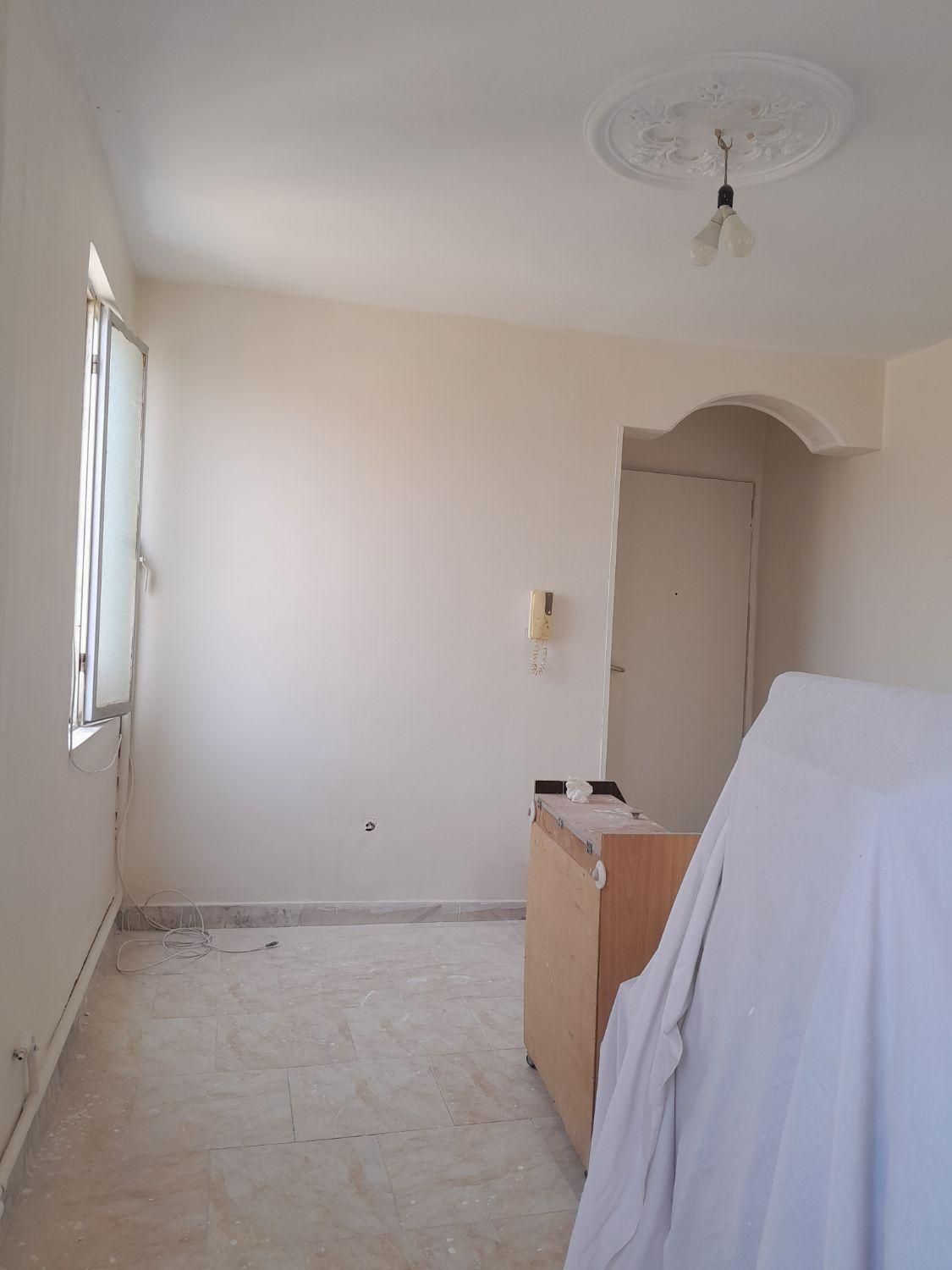 نقاش نقاشی ساختمان پذیرفته میشود|خدمات پیشه و مهارت|کرج, گوهردشت|دیوار