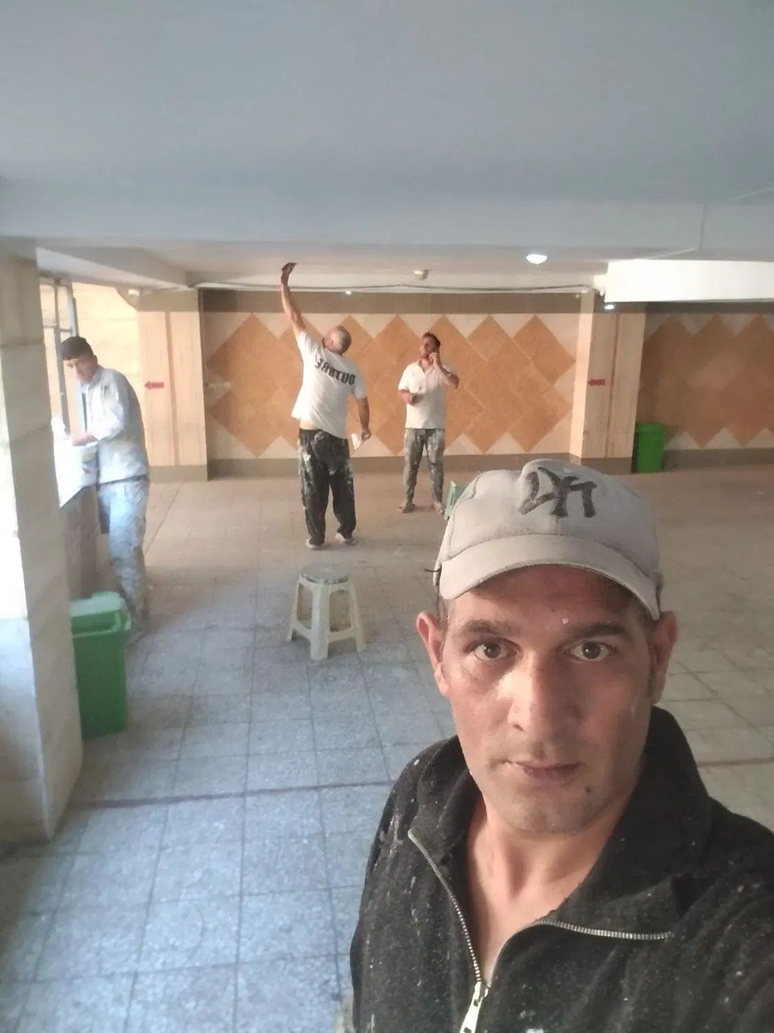 نقاشی رنگ آمیزی ساختمان تمام نقاط کرج|خدمات پیشه و مهارت|تهران, دریاچه شهدای خلیج فارس|دیوار