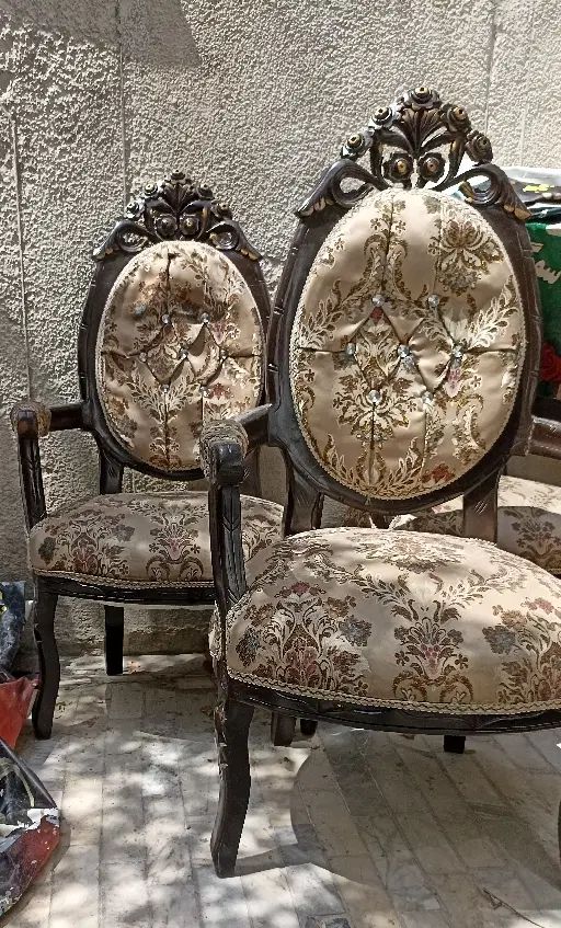 مبل استیل سلطنتی ۹ نفره و دو عسلی و میز وسط|مبلمان خانگی و میز عسلی|تهران, سبلان (لشگر)|دیوار