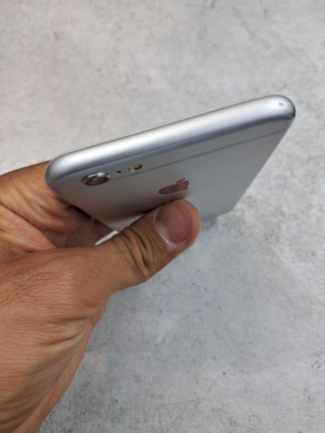 اپل iPhone 6s با حافظهٔ ۱۶ گیگابایت|موبایل|تهران, تهران‌نو|دیوار