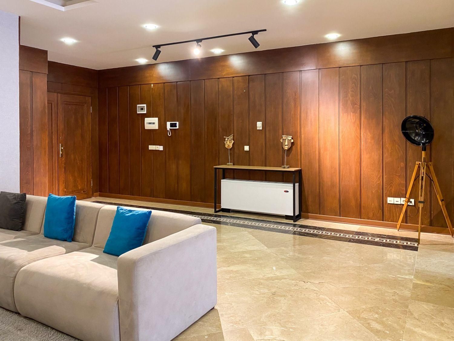 اجاره آپارتمان مبله شیک اسپیناس غرب تهران چیتگر|اجارهٔ کوتاه‌مدت آپارتمان و سوئیت|تهران, چیتگر شمالی|دیوار