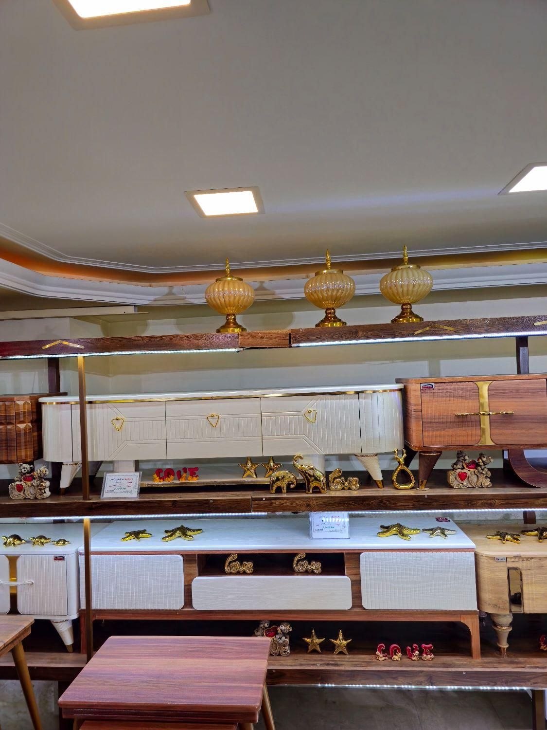 میز تلویزیون نیواس  اقساطی یکساله|میز تلویزیون|تبریز, |دیوار