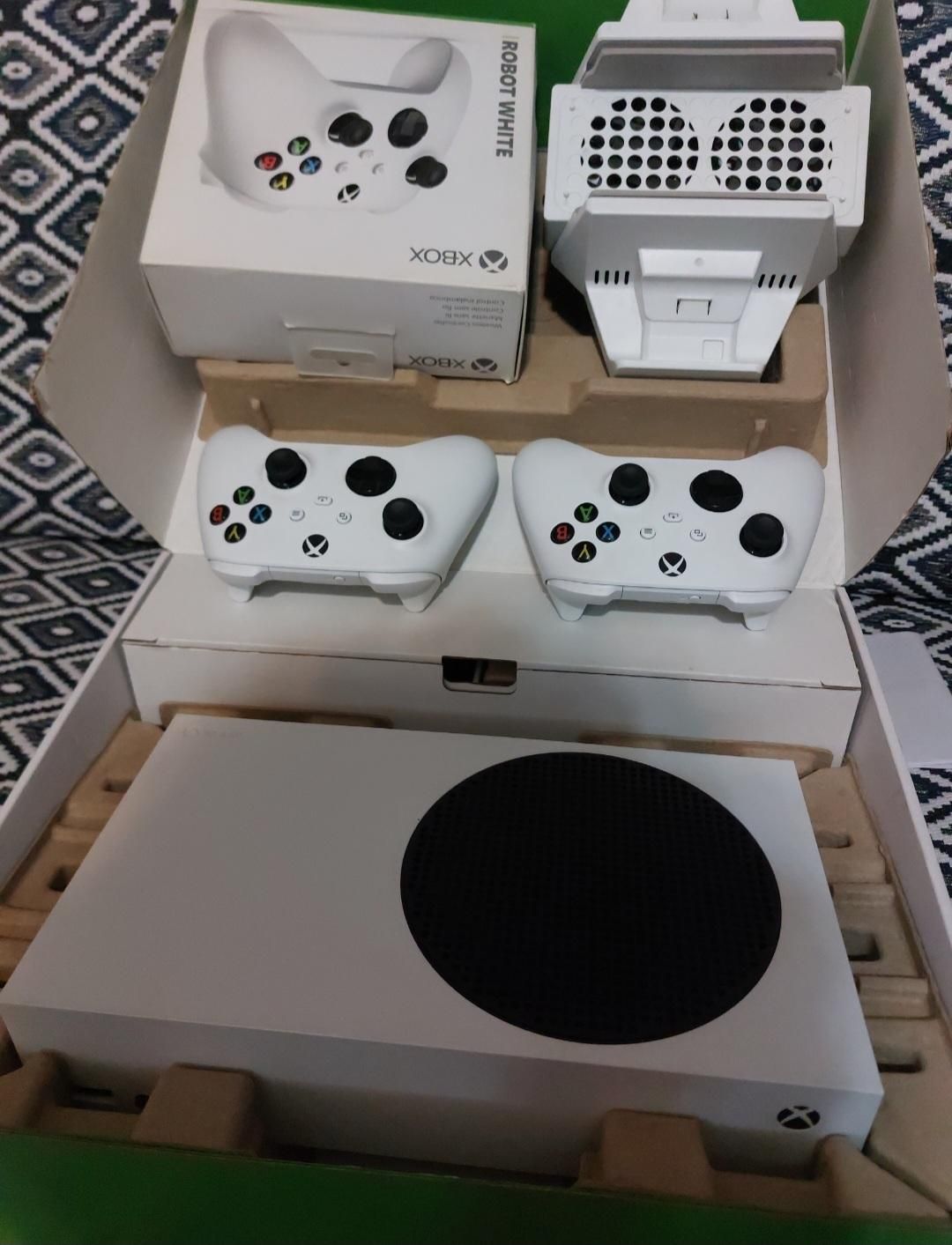 xbox series s|کنسول، بازی ویدئویی و آنلاین|کرج, گوهردشت|دیوار