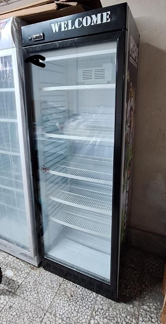 یخچال ویترینی تاج کوتاه|کافی‌شاپ و رستوران|رشت, شالکو|دیوار