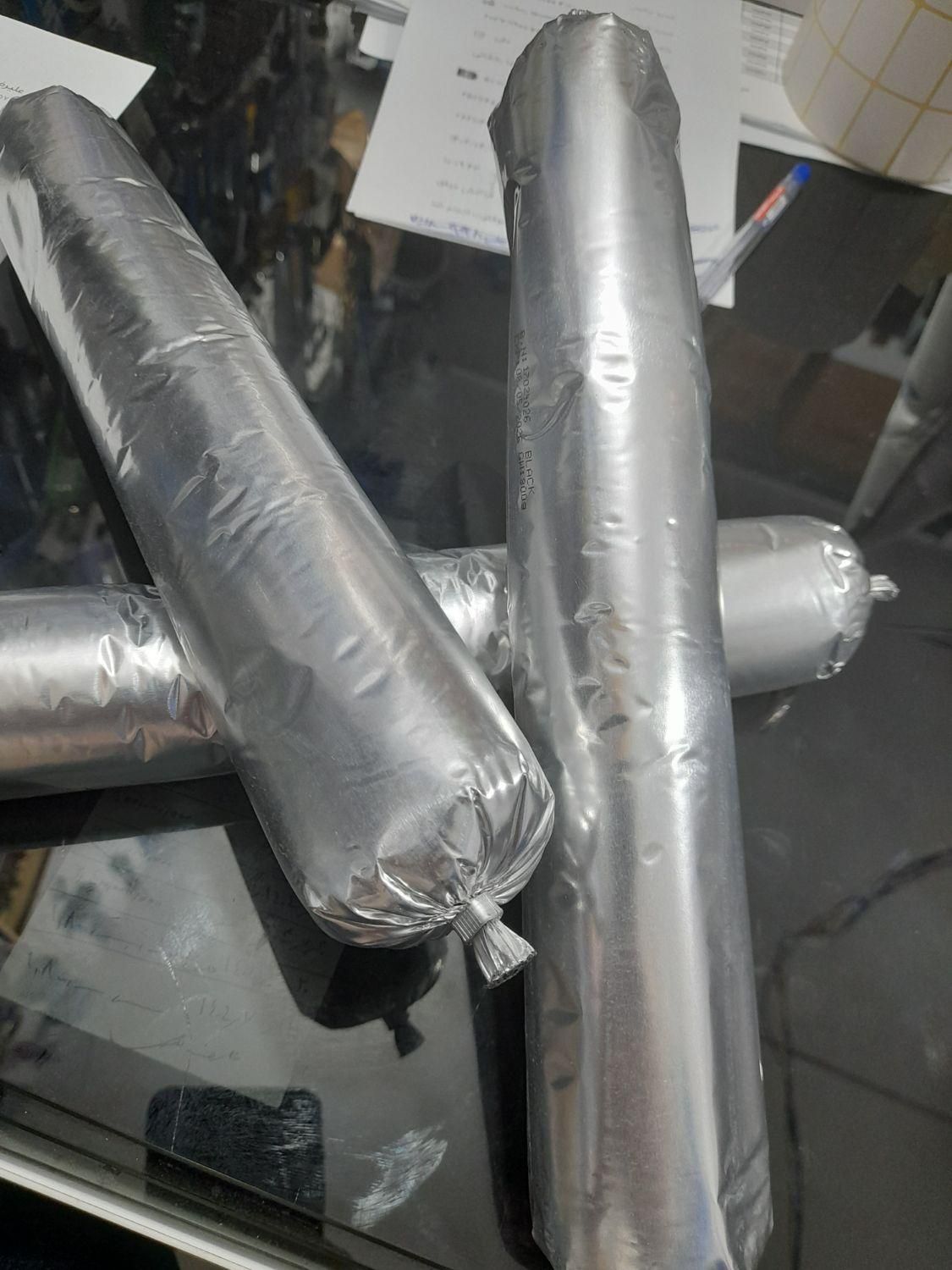 چسب پلی اورتان مشکی و سفید سوسیسی یا کالباسی|عمدهفروشی|کیش, |دیوار