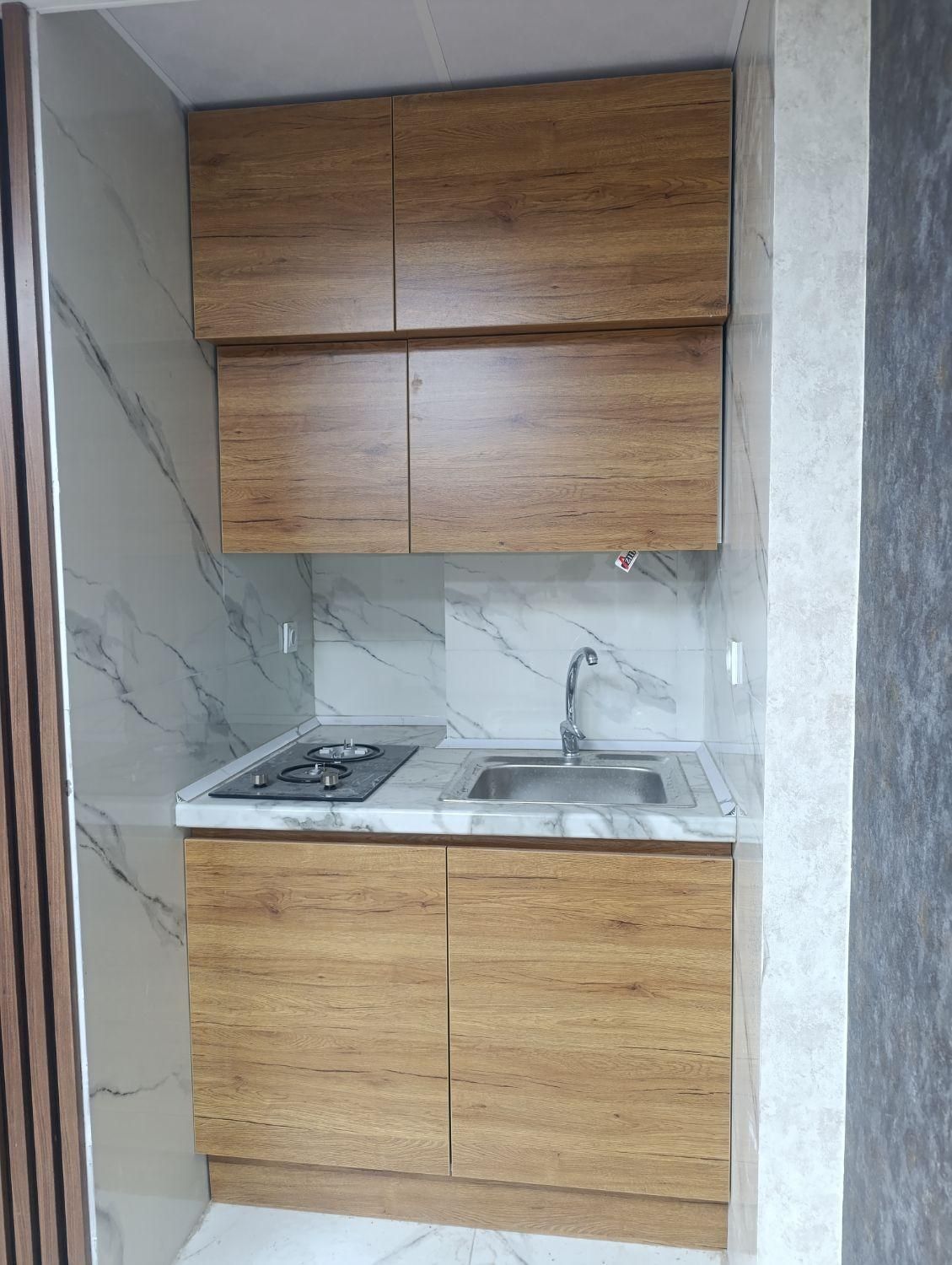 فروش واحد اداری/خ رجایی/سند آزاد|فروش دفتر کار، اتاق اداری، مطب|کاشان, رجایی|دیوار