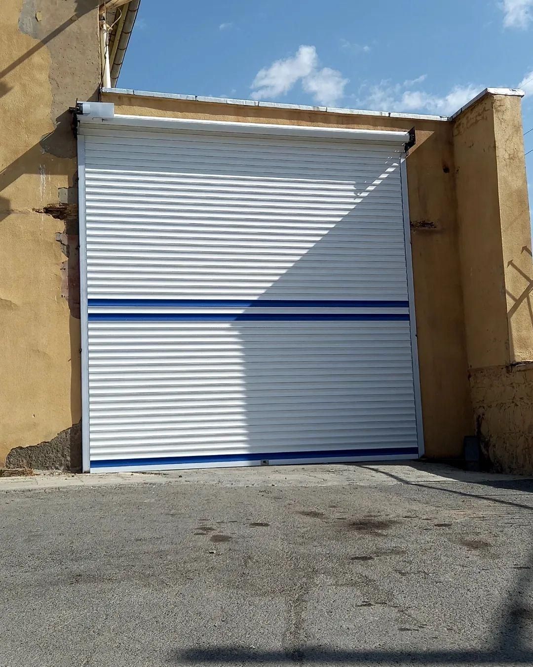 درب سکوریت برقی / در کرکره برقی( بدون کارمزد)|خدمات پیشه و مهارت|یزد, |دیوار