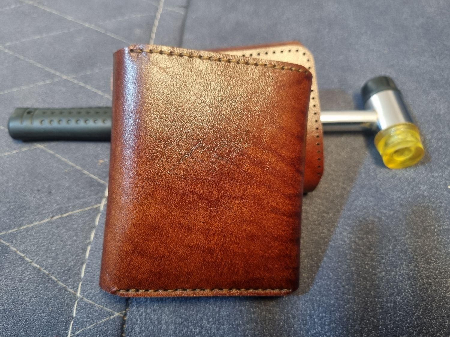 دو عدد کیف پول چرم اصل گاوی|کیف، کفش، کمربند|شیراز, وحدت|دیوار