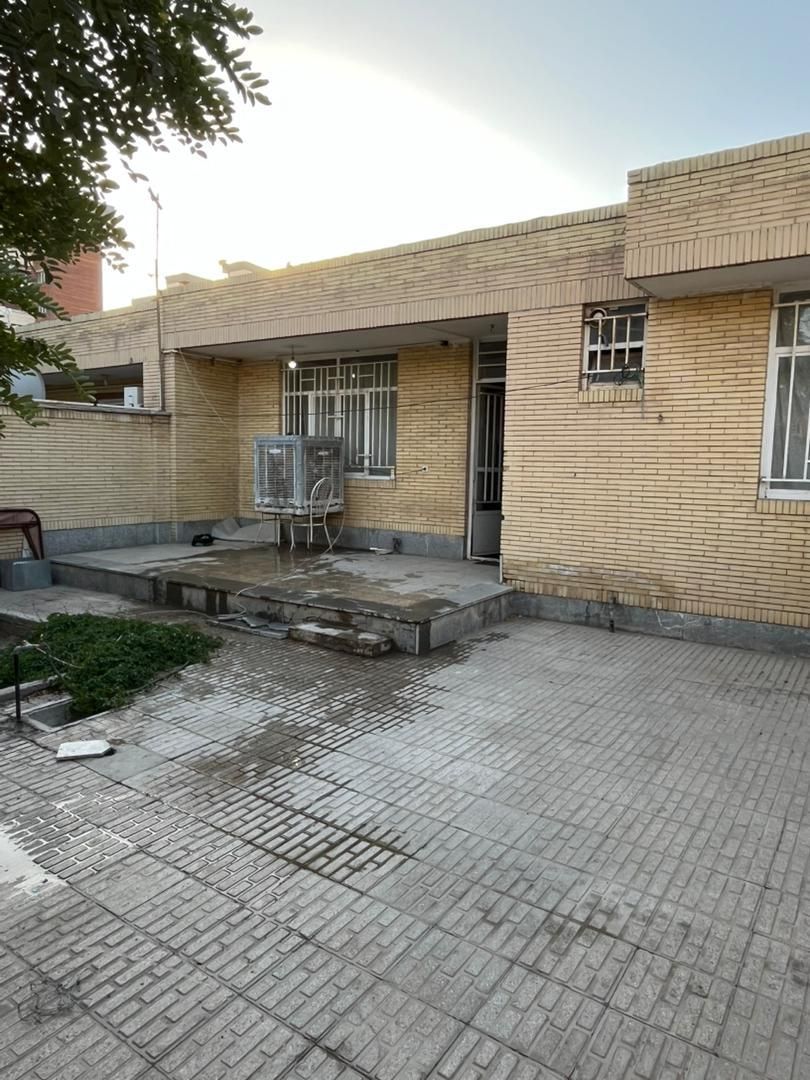 اجاره ه روزانه هفتگی ماهیانه/ منزل همکف جرت دوخواب|اجارهٔ کوتاه‌مدت آپارتمان و سوئیت|سیرجان, |دیوار