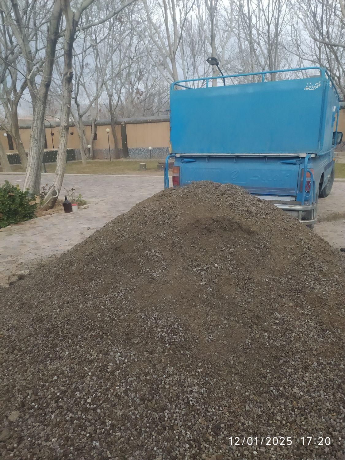 کود گوسفندی خالص پوسیده تحویل کار|خدمات باغبانی و درختکاری|شیراز, گل سرخ|دیوار