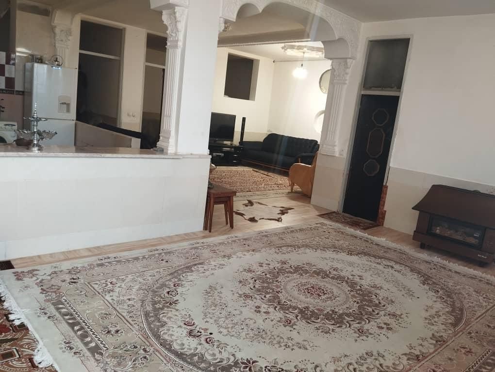 خانه ویلایی شناژ.سیدان کوچه دهم درب حیاط|فروش خانه و ویلا|آباده, |دیوار