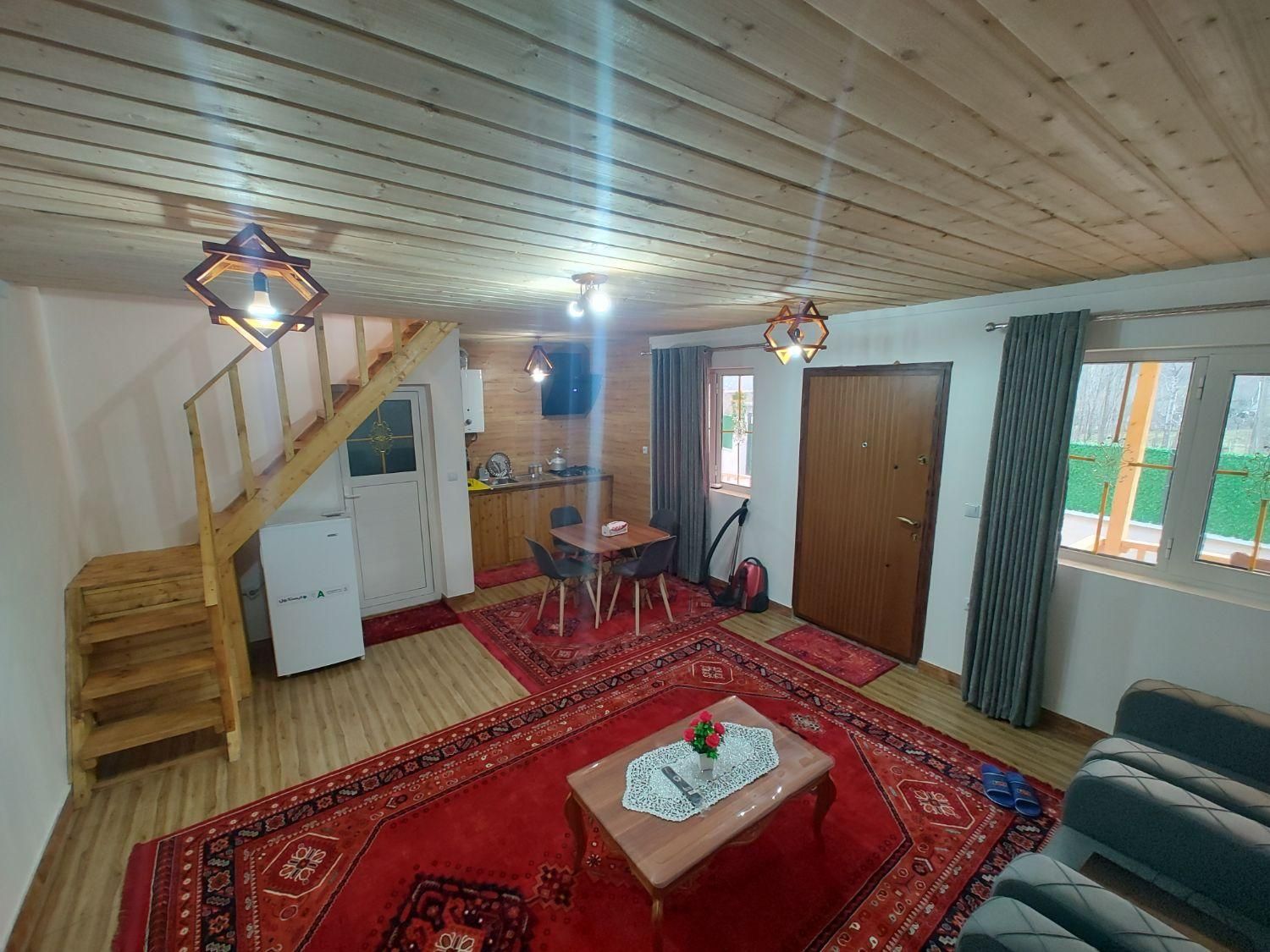 کلبه سوئیسی  (ویلا جنگلی )در سراوان گلسرک|اجارهٔ کوتاه‌مدت ویلا و باغ|رشت, گلسار|دیوار