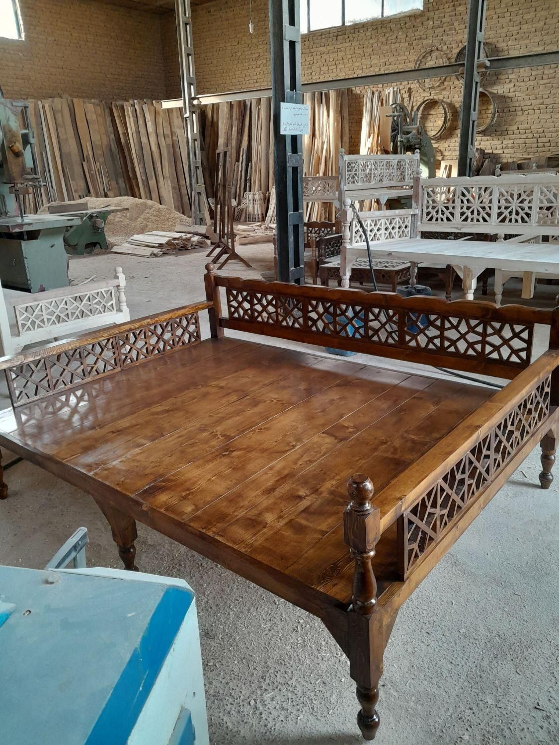 تخت و مبلمان سنتی|مبلمان خانگی و میز عسلی|تبریز, |دیوار