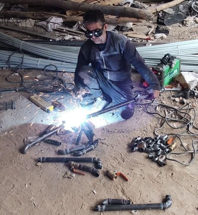 لوله کشی گازگرفتن کنتور(تاییدیه)اضافه کردن انشعاب)|خدمات پیشه و مهارت|بروجرد, |دیوار