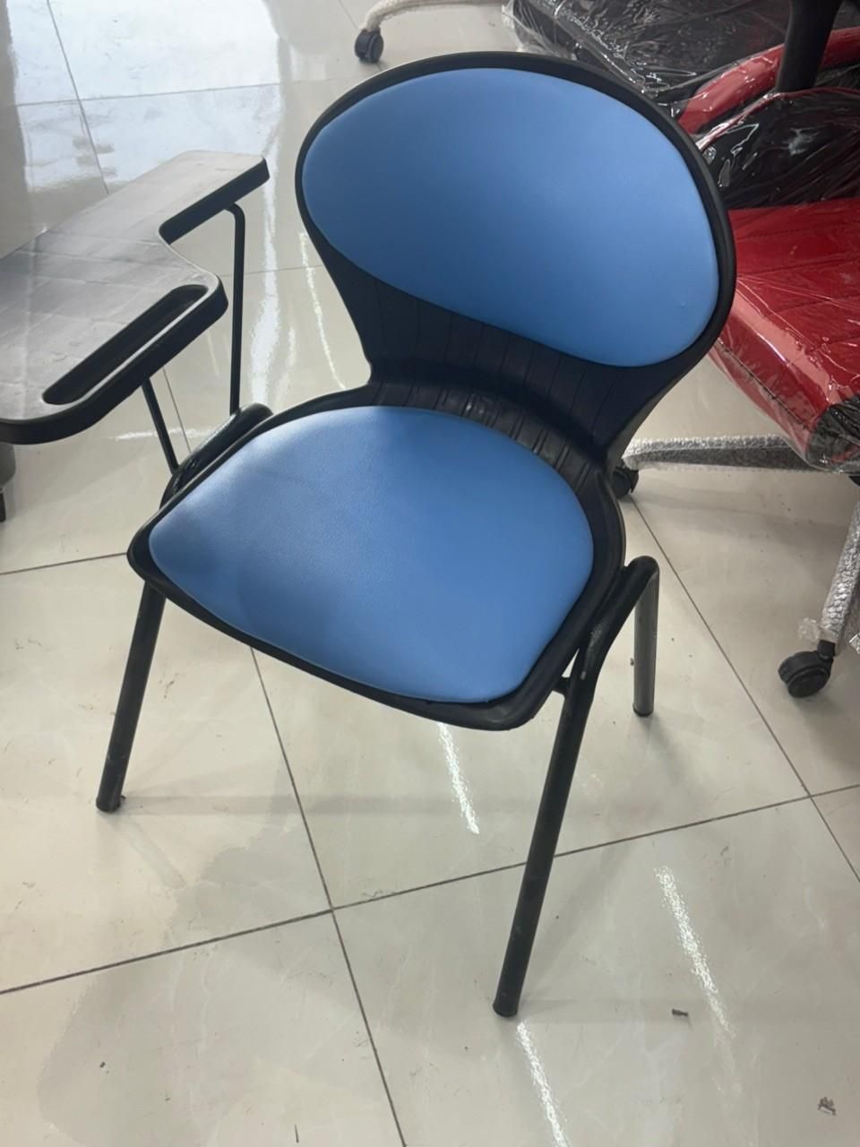 میز . نیمکت و تجهیزات|صندلی و نیمکت|کرمان, |دیوار