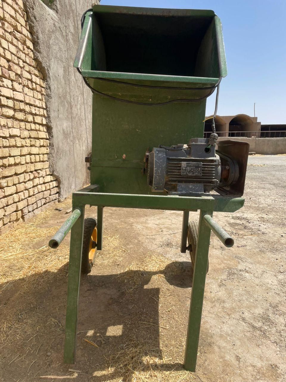 یونجه خرد کن|لوازم جانبی حیوانات|اصفهان, فرودگاه|دیوار