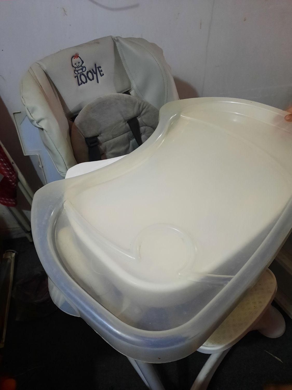 صندلی غذای کودک|تخت و صندلی بچه|خمام, |دیوار