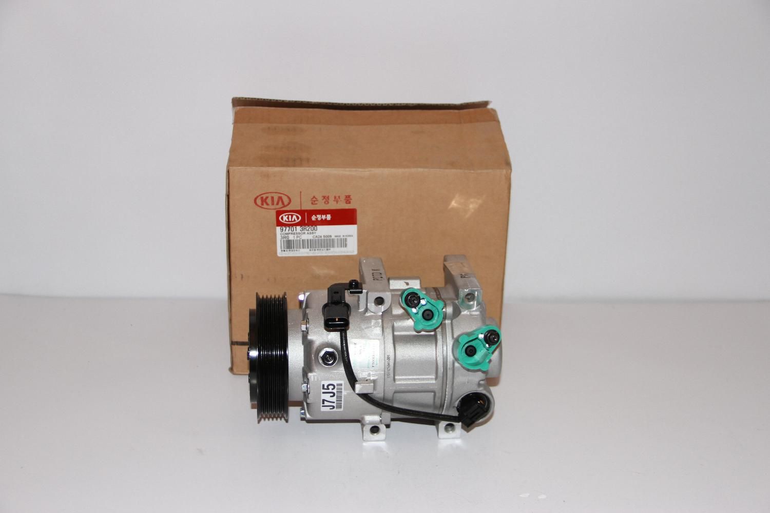 کمپرسور کولر اصلی سوناتا آزرا اپتیما سورنتو یاریس|قطعات یدکی و لوازم جانبی|تهران, فرودگاه مهرآباد|دیوار