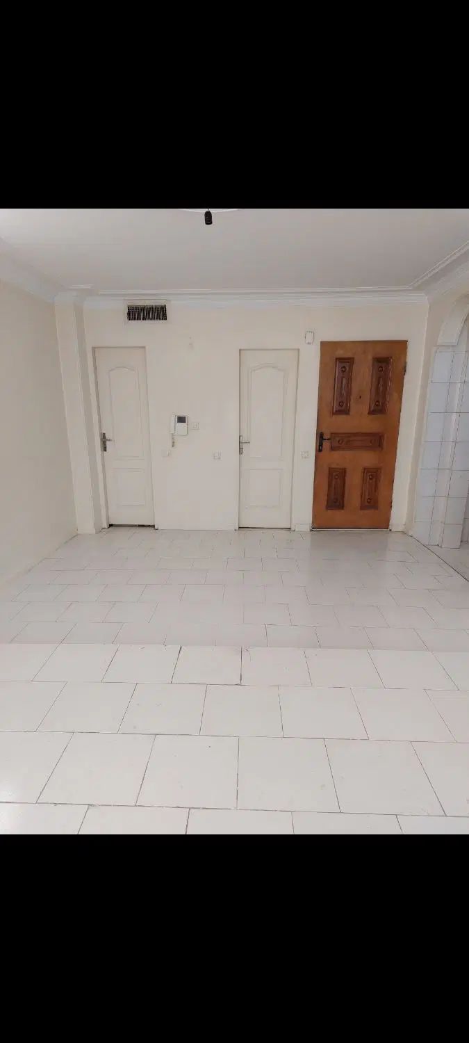 اجاره آپارتمان ۵۰ متری باپارکینگ همکف درامیر بهادر|اجارهٔ آپارتمان|تهران, امیر بهادر|دیوار