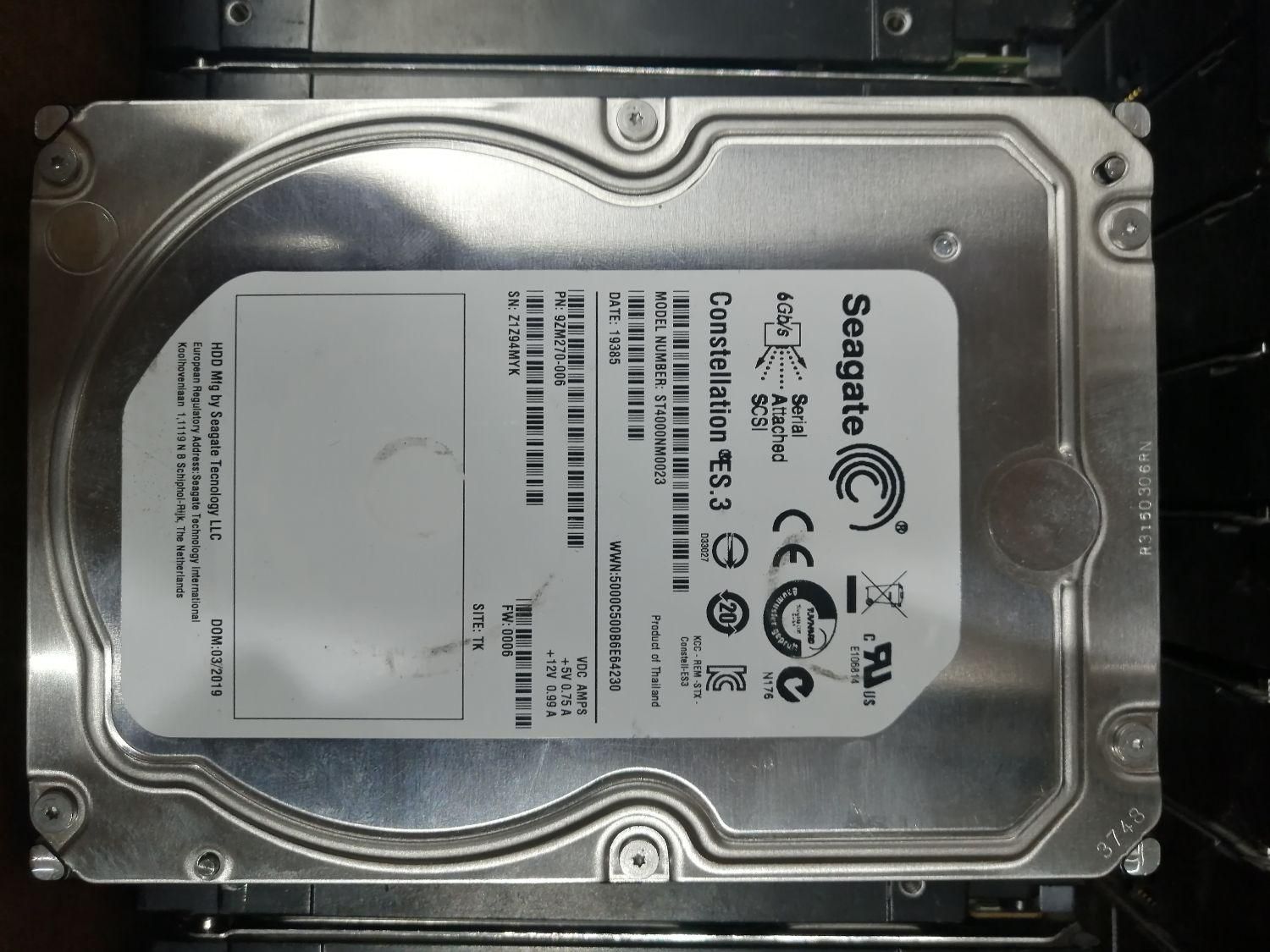 تعدادی هارد سروری ۶ ترا سلامت 100%|قطعات و لوازم جانبی رایانه|تهران, اقدسیه|دیوار